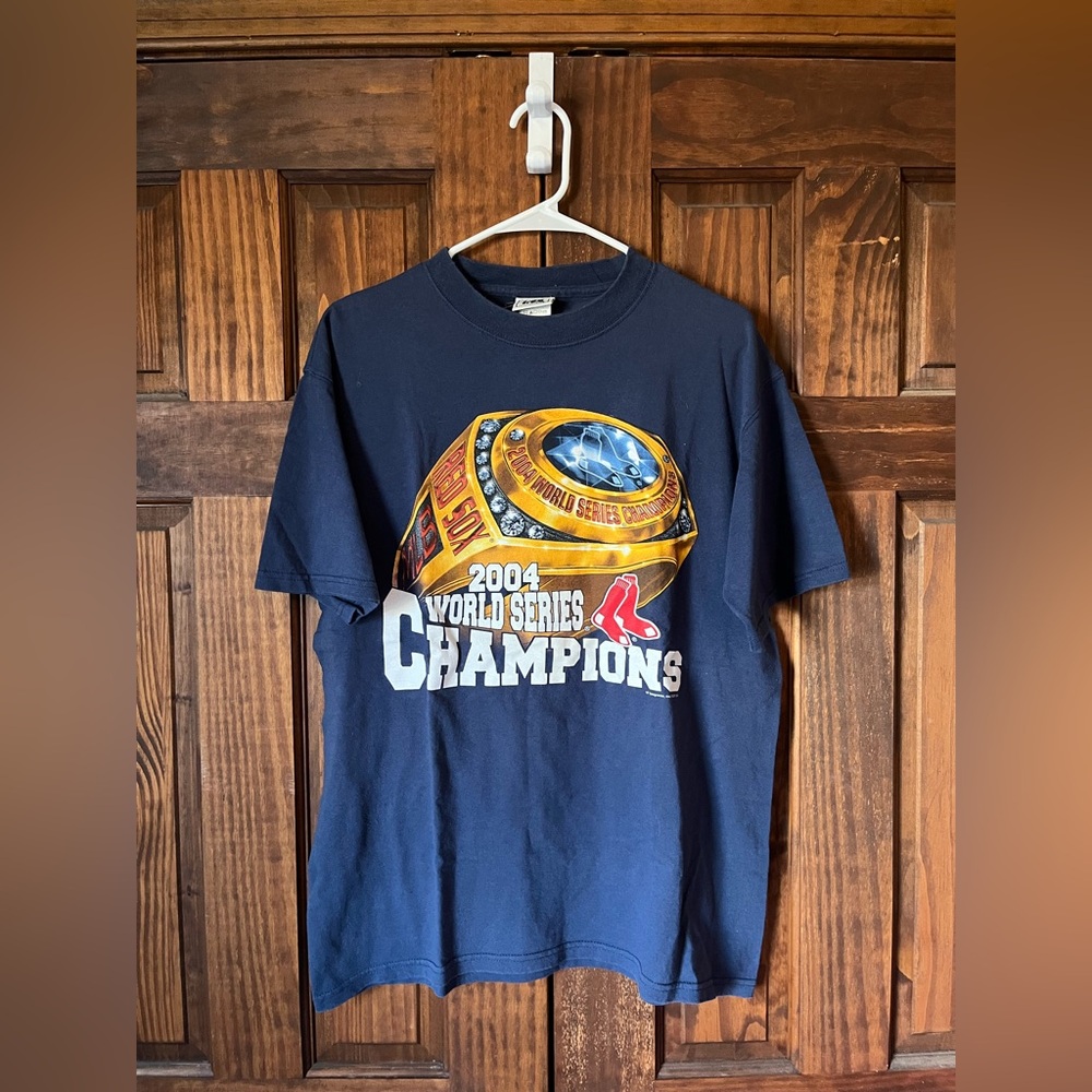 Vintage Boston Red Sox T Shirt 2004 World Series Champion Ring Medium MLB Navy